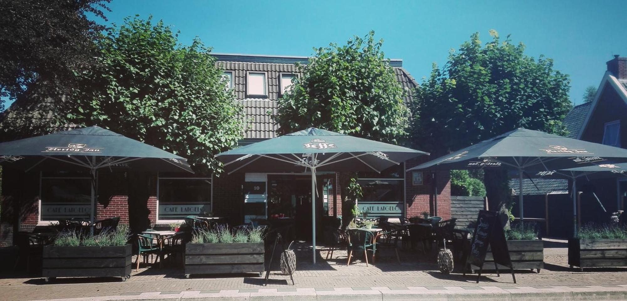 Готель Cafe Langelo Екстер'єр фото