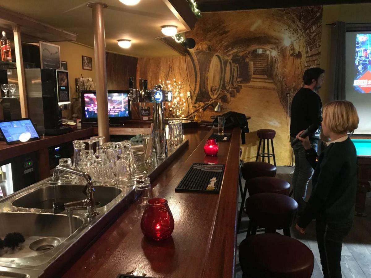 Готель Cafe Langelo Екстер'єр фото